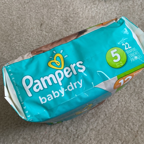 Pampers baby-dry diapers size 5 - Picture 2 of 2